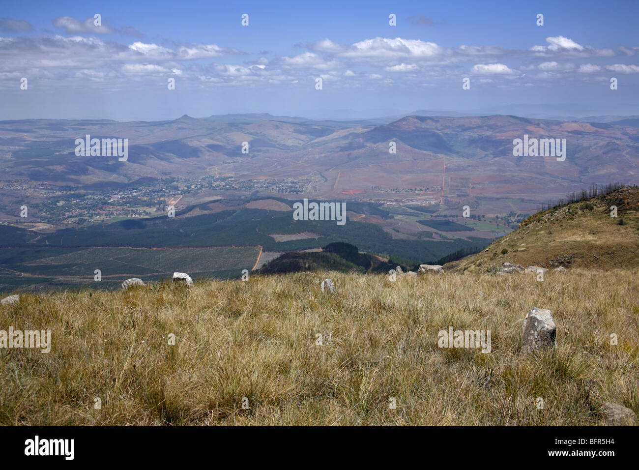 Fernblick über Sabie Stadt von Mount Moody Stockfoto