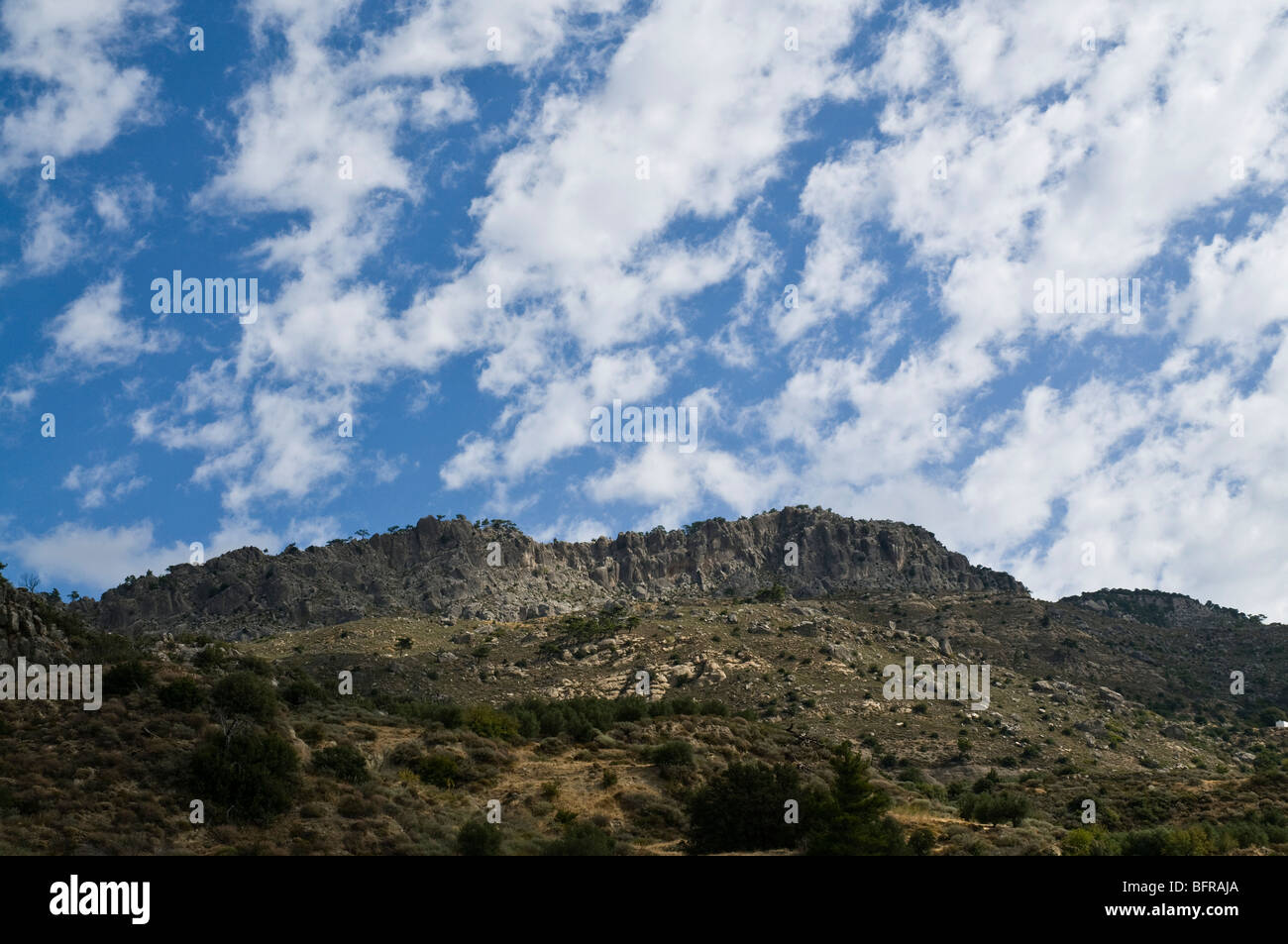 dh IERAPETRA GRIECHENLAND KRETA zerklüftete Dikti-Gebirge und schroffe kretische Berginsel Stockfoto