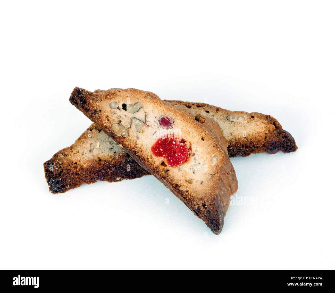 Obst und schlichte Biscotti Kekse erschossen vor einem weißen Hintergrund. Stockfoto