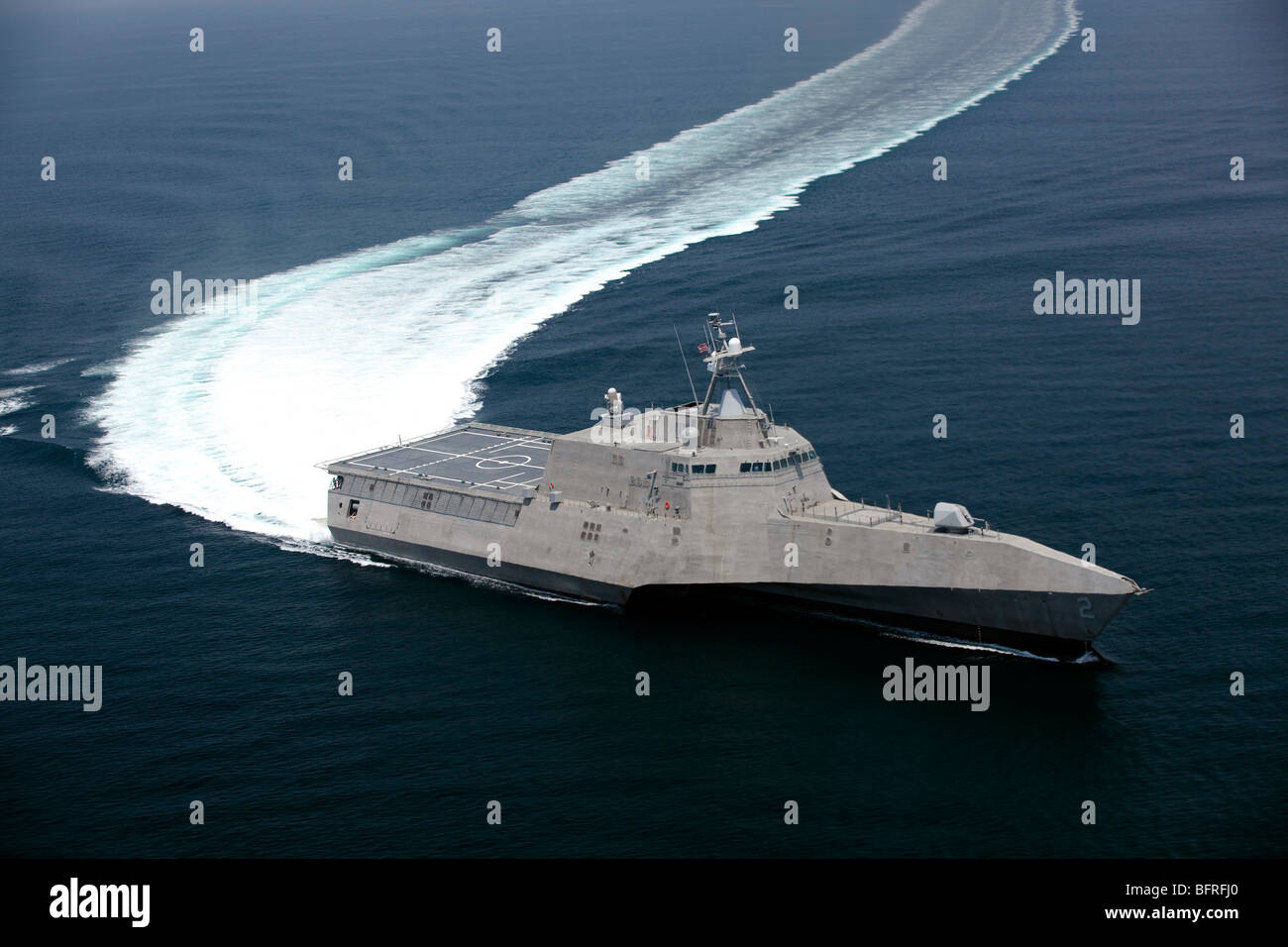 Das littoral combat Schiff Unabhängigkeit im Gange während des Erbauers Studien im Golf von Mexiko. Stockfoto