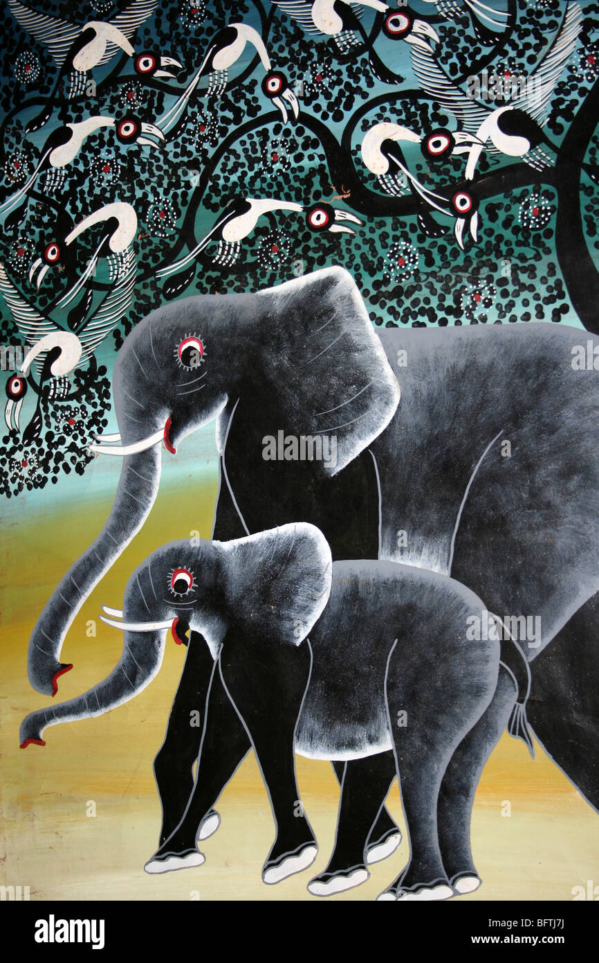 Traditionelle Tinga Tinga Malerei zeigt Elefanten genommen In Karatu, Tansania Stockfoto