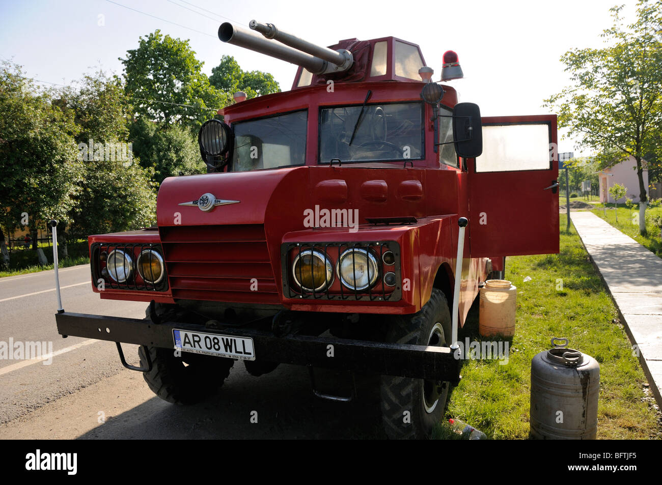 Ex-russischen kommunistischen UMT SR 114 Feuerwehrauto in Rumänien und Osteuropa Stockfoto