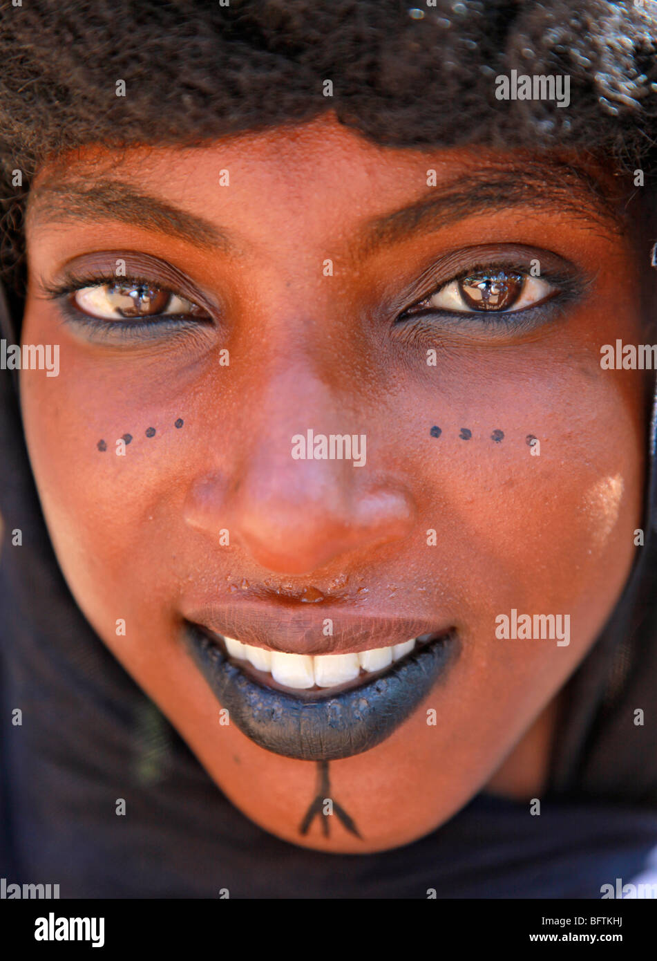 Woodabe Mädchen mit Gesichts-Kennzeichnung Stockfoto