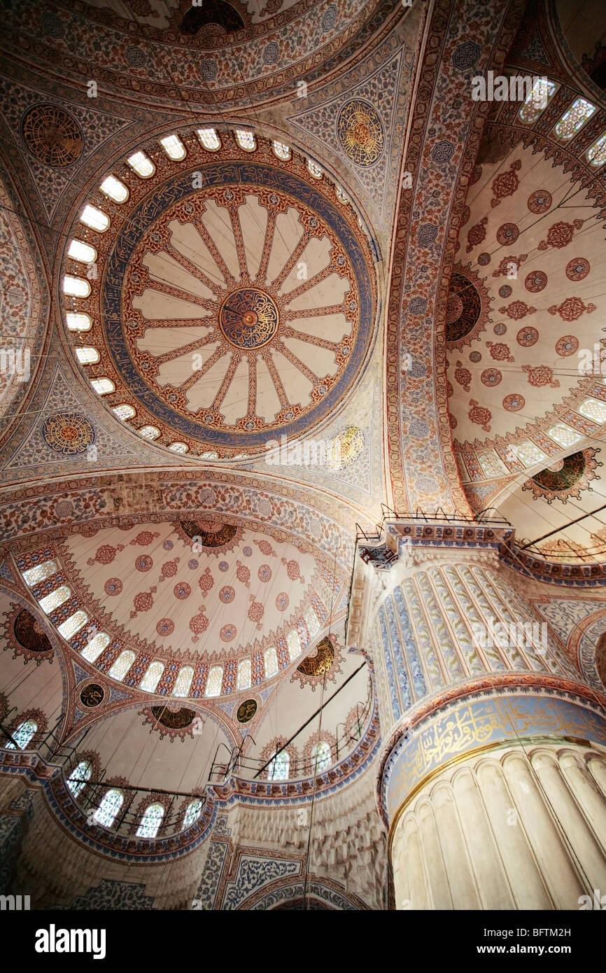 Innenraum der blauen Moschee in Sultanahmet Istanbul Türkei Stockfoto