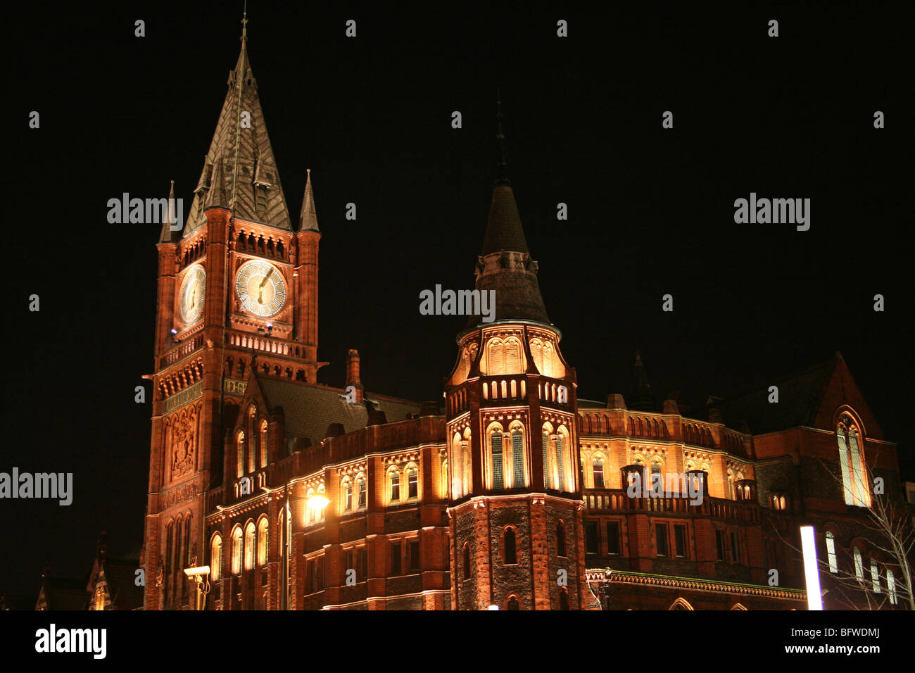Die Victoria-Galerie und Museum bei Nacht, Universität von Liverpool, Merseyside, UK Stockfoto