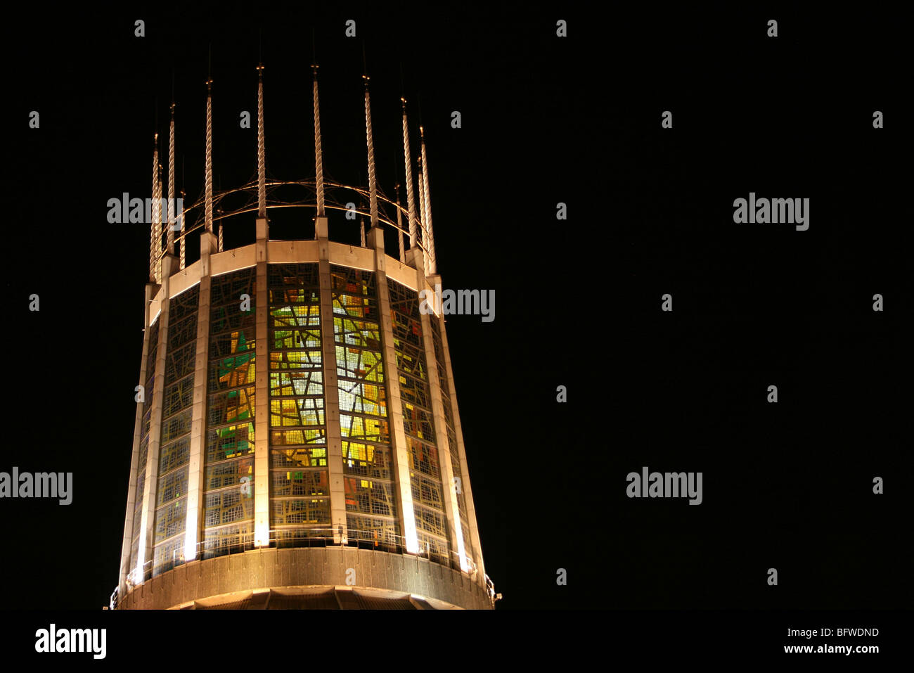 Die Laterne Tower Of Liverpool Metropolitan Cathedral of Christ the King bei Nacht Merseyside, UK Stockfoto