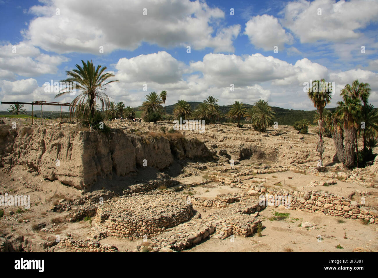 Israel, Jezreel Senke. Eine kreisrunde Altar gebaut am Ende des 3. Jahrtausends v. Chr. in Tel Megiddo, ein UNESCO-Welterbe Stockfoto