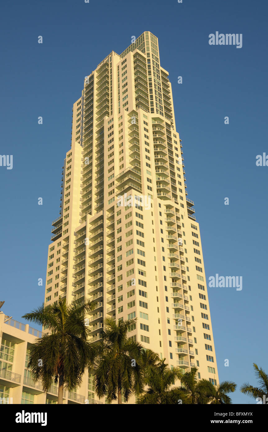 Wolkenkratzer in der Innenstadt von Miami, Florida USA Stockfoto