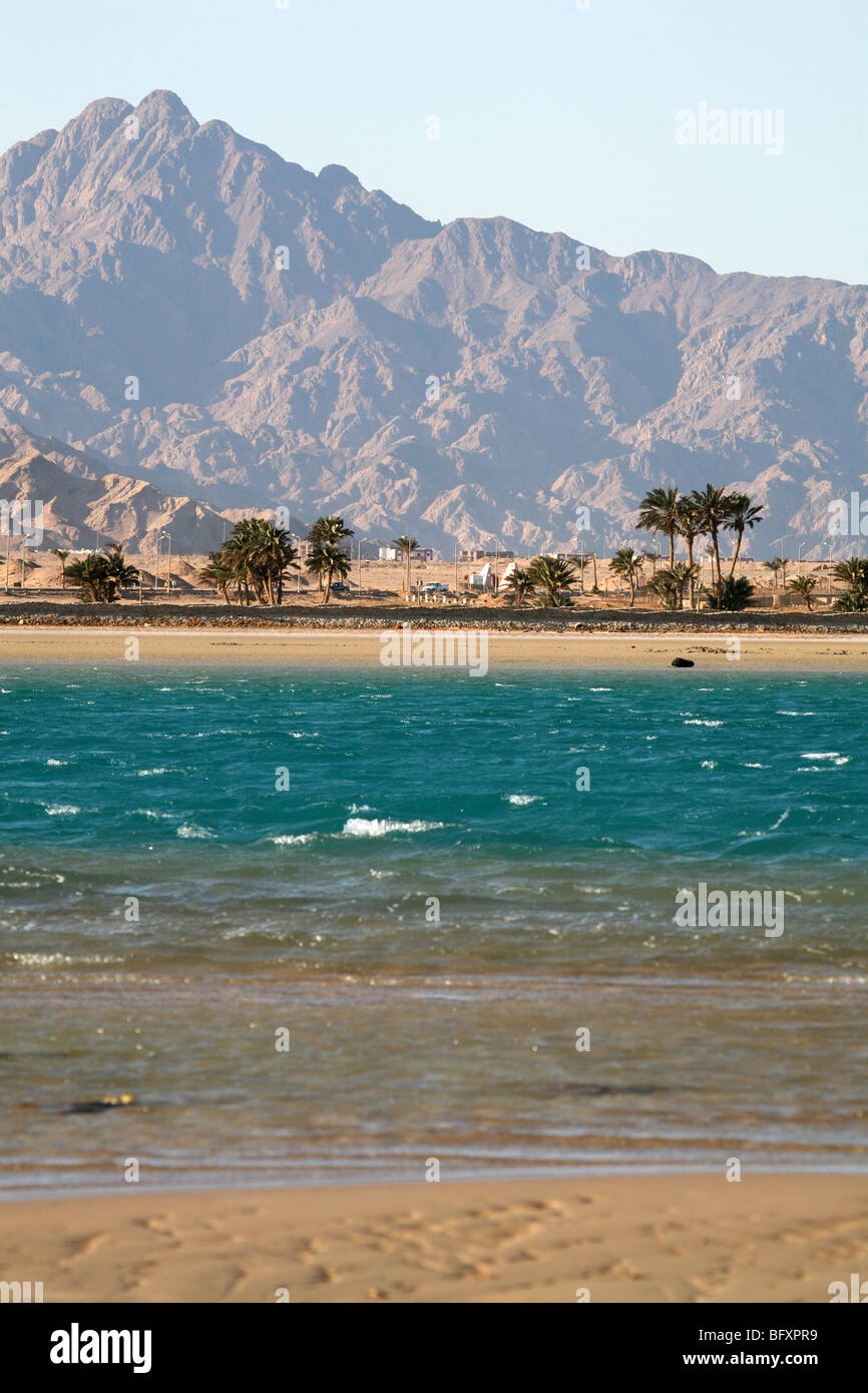 Strand, Rotes Meer. Ägypten, Dahab, Sinai-Halbinsel. Stockfoto