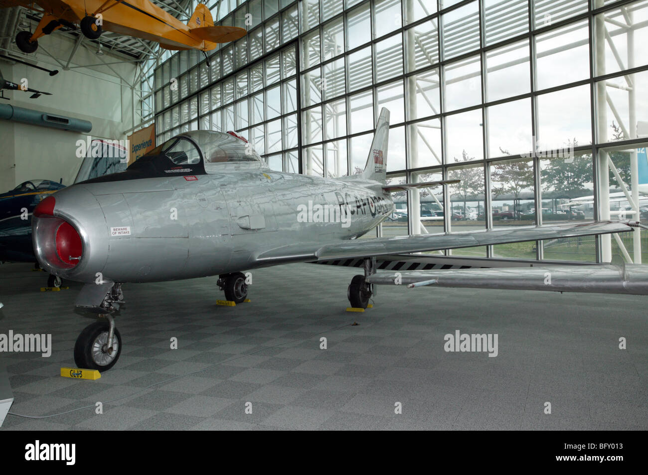 CL-13 b Sabre Mk VI auf statische Anzeige in der großen Galerie des Museum of Flight, Boeing Field, Seattle Stockfoto