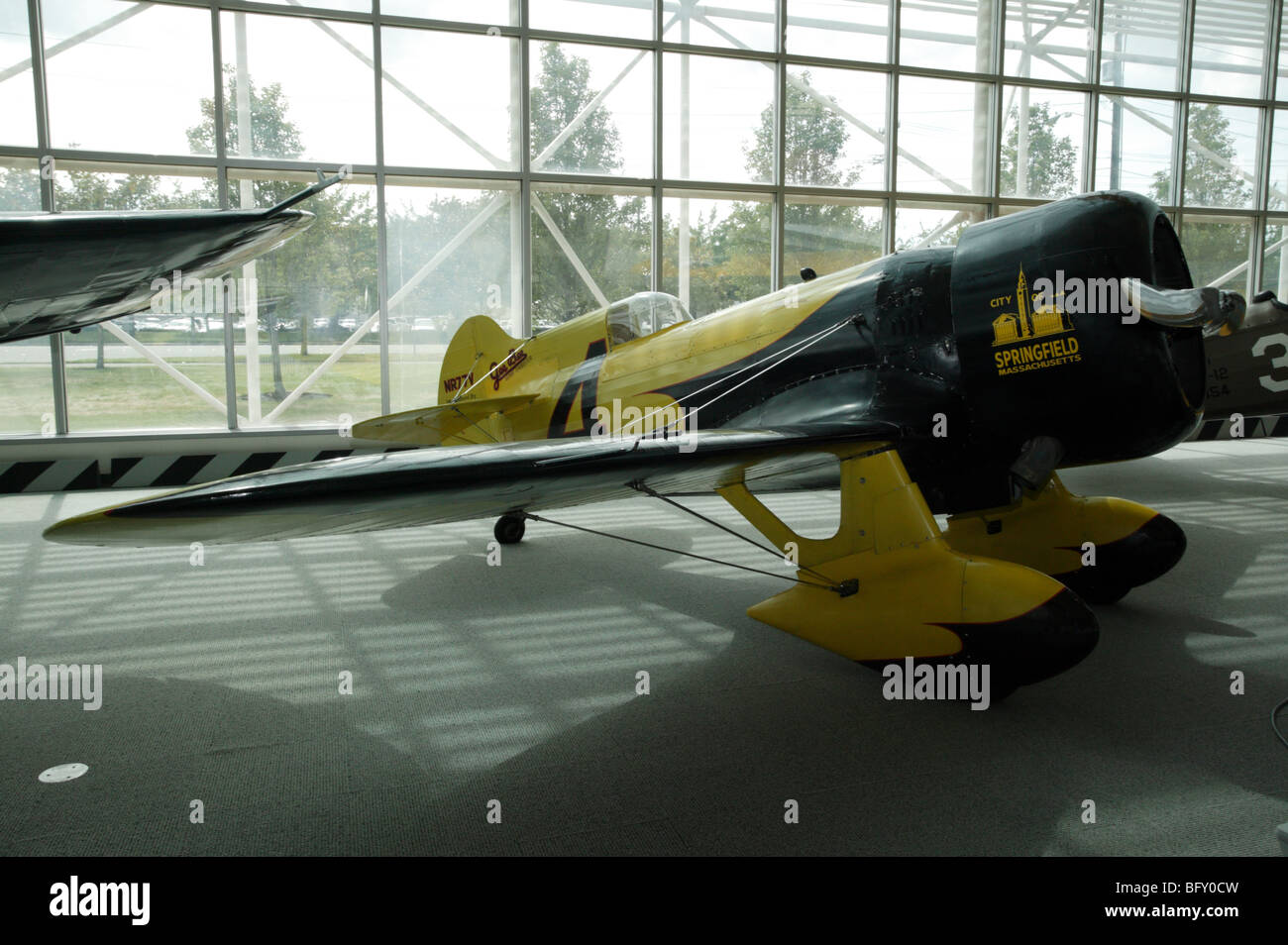 Granville Brüder Gee Bee Z "City of Springfield" auf dem Display in der großen Galerie des Museum of Flight in Seattle Boeing Field Stockfoto