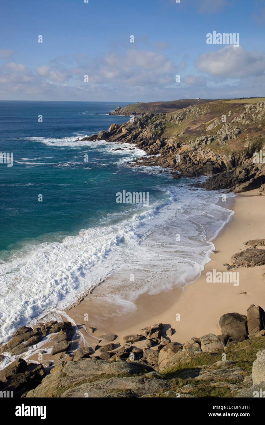 Porth Leven in der Nähe von St Leven; Blick in Richtung Gwennap Head; Cornwall Stockfoto