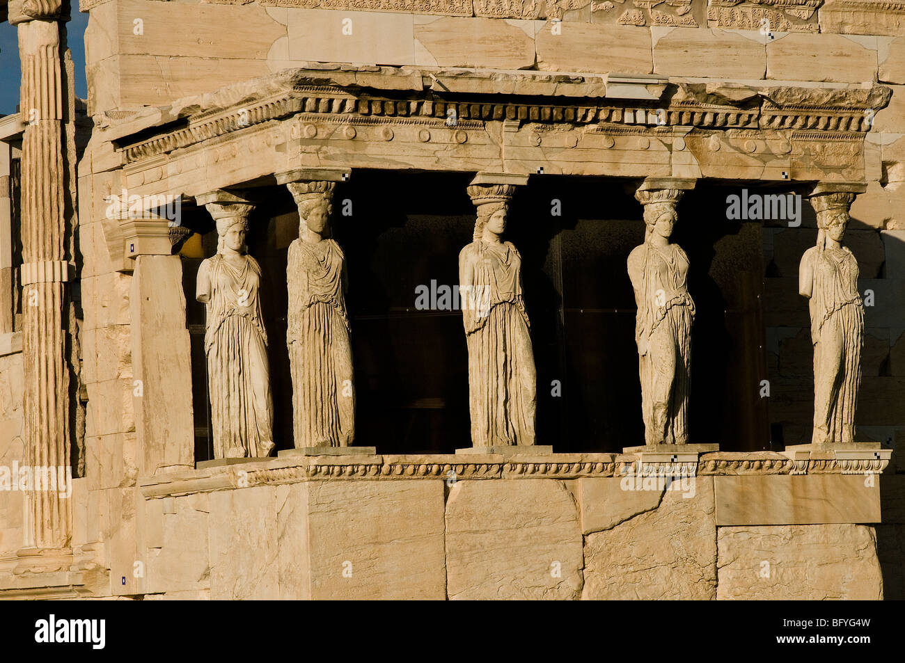 Karyatiden. Athen, Akropolis - Erechtheion Tample Veranda die Karyatiden Stockfoto