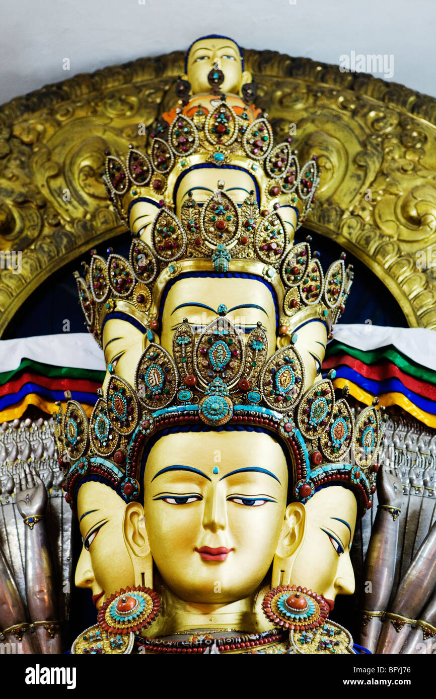 Avalokiteshvara, tibetisch-buddhistischen Gott des Mitgefühls, hat elf Köpfe. Namgyal Kloster, Dharamsala, Indien. Stockfoto