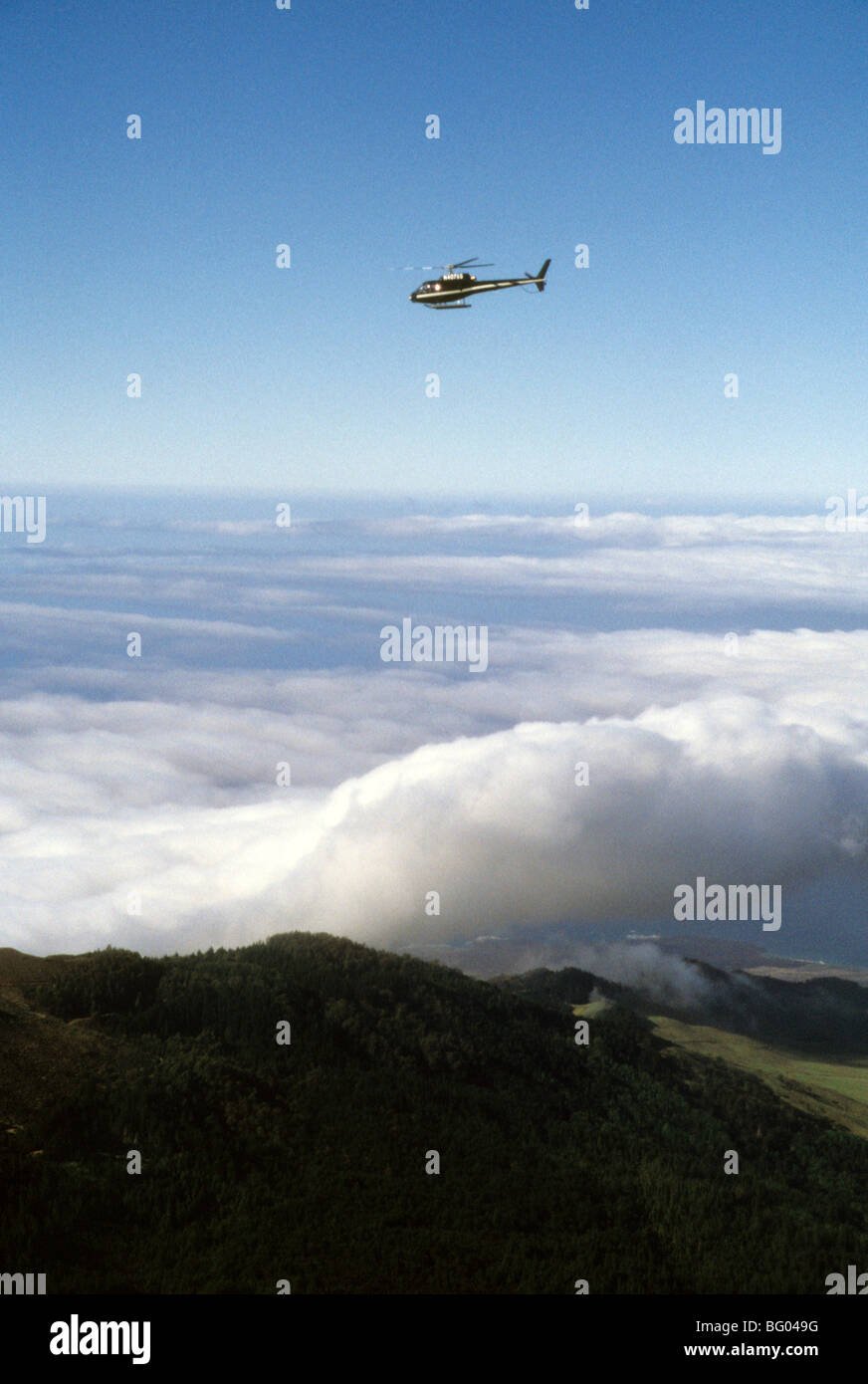 Ozean Meer Vulkan Wolke Himmel Stockfoto