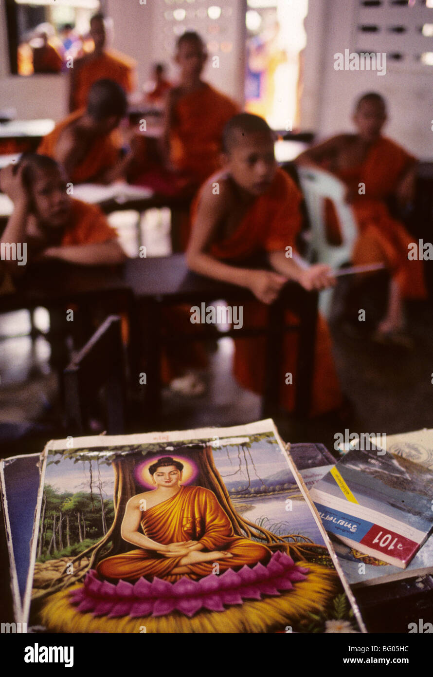 Junge buddhistische Mönche, Thailand Stockfoto