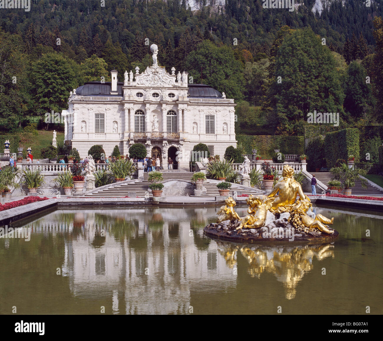 Schloss Linderhof in Graswang Tal, gebaut von 1870 bis 1878 für König Ludwig II, Deutschland, Europa Stockfoto