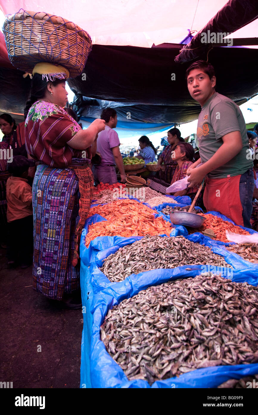 Freitagsmarkt in Solola Guatemala. Stockfoto