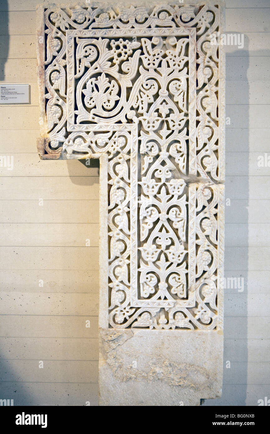 geschnitzten Marmor Pilaster aus dem Bad im Madinat al-Zahra, Madinat al-Zahra Museum, Córdoba, Andalusien, Spanien Stockfoto
