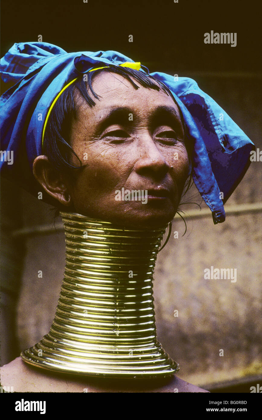 Giraffenfrauen -Fotos und -Bildmaterial in hoher Auflösung – Alamy