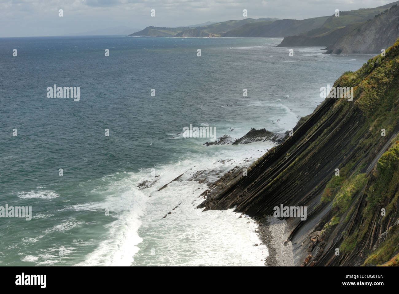 Blick vom höchsten Punkt auf die wilden baskische Küste, Baskenland, Spanien, Europa Stockfoto
