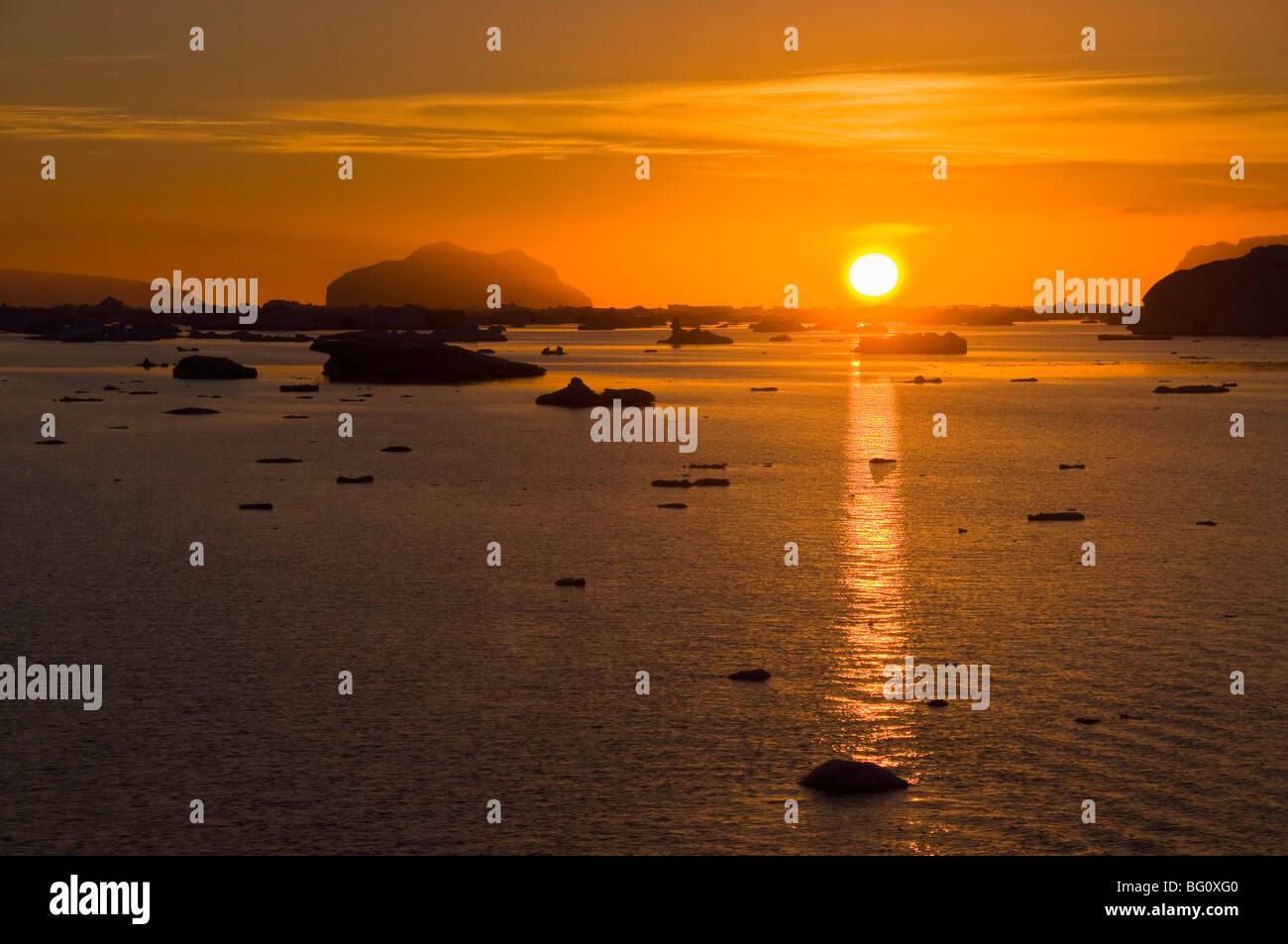 Sonnenaufgang auf dem Eis in der Antarktis Sound, The Antarctic Peninsula, Antarktis, Polarregionen Stockfoto