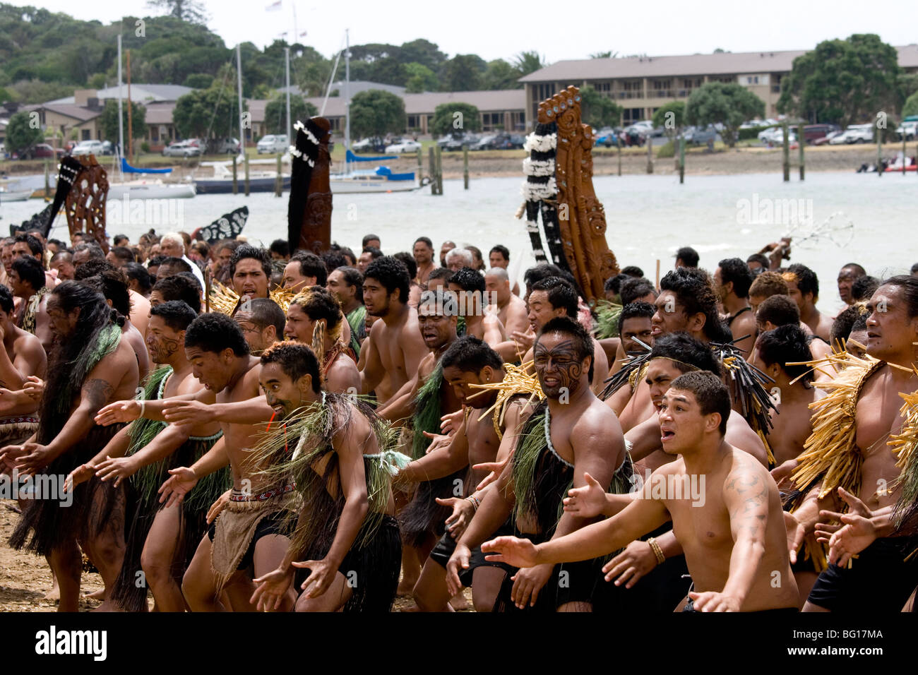 Ein Haka auf Waitangi Day in Neuseeland Stockfoto
