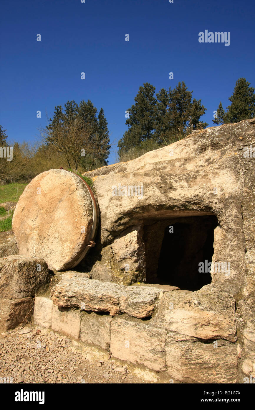 Israel, Menashe Höhen, eine alte Grabstätte Höhle auf der Straße 6953 Stockfoto