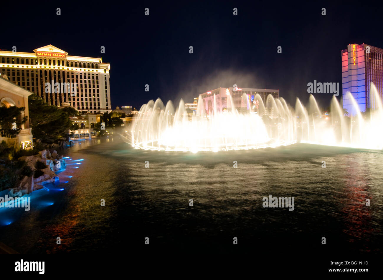 Springbrunnen des Bellagio, Bellagio Hotel, Strip, Las Vegas, Nevada, USA Stockfoto
