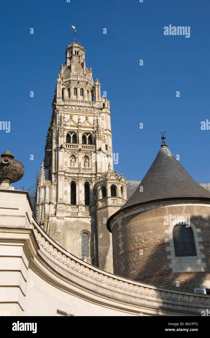 Die Cathedrale St.-Gatien vom Musée des Beaux Arts Garten, Tours, Indre-et-Loire, Loire-Tal, Centre, Frankreich, Europa Stockfoto