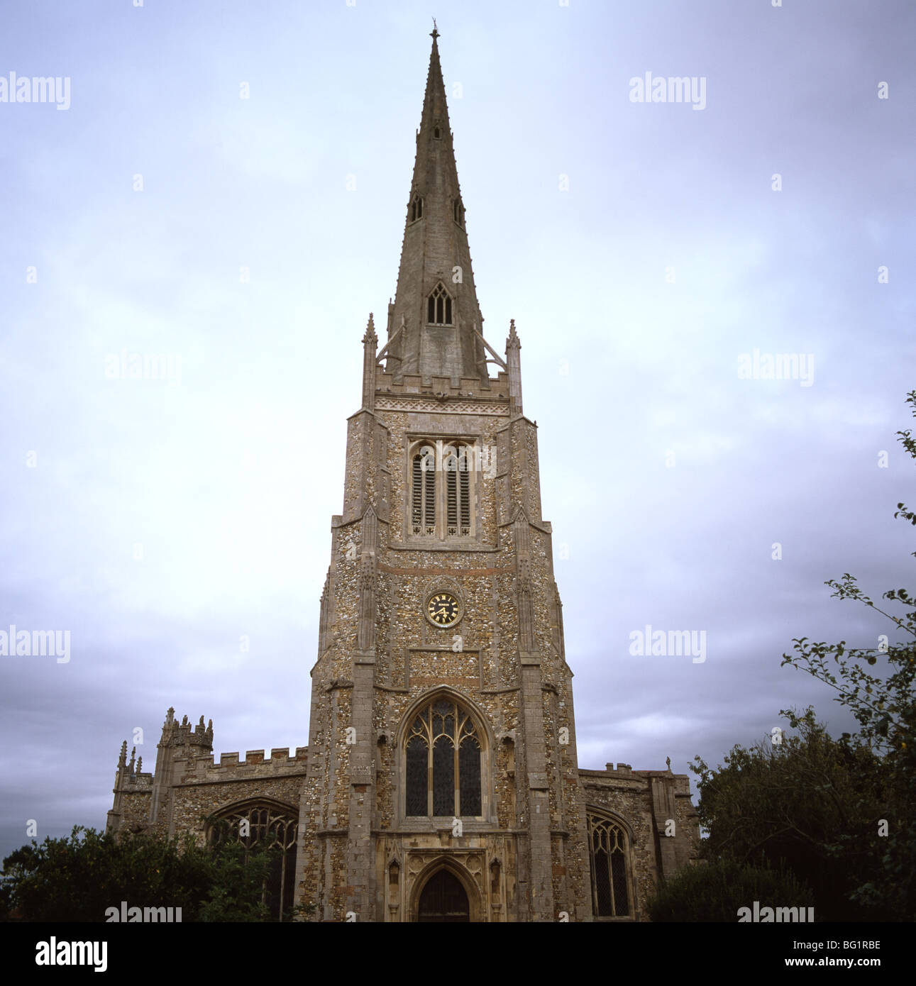 Kirche des Heiligen Johannes in Thaxted in Essex in England in Großbritannien im Vereinigten Königreich. Christlichen Religion Kirchen Architektur Stockfoto