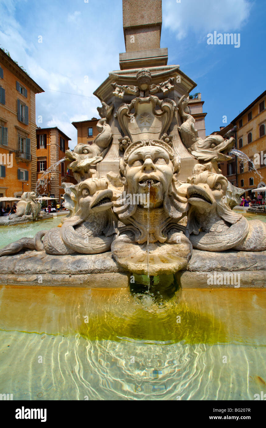 Die barocken Brunnen in der Nähe der Piazza Minerva, Rom Stockfoto