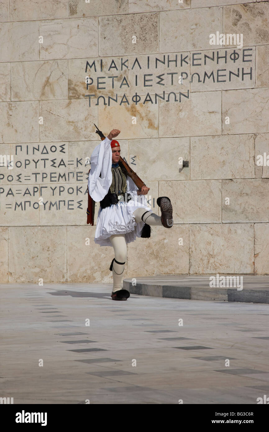 Wachablösung vor dem griechischen Parlament, Athen, Griechenland, Europa Stockfoto