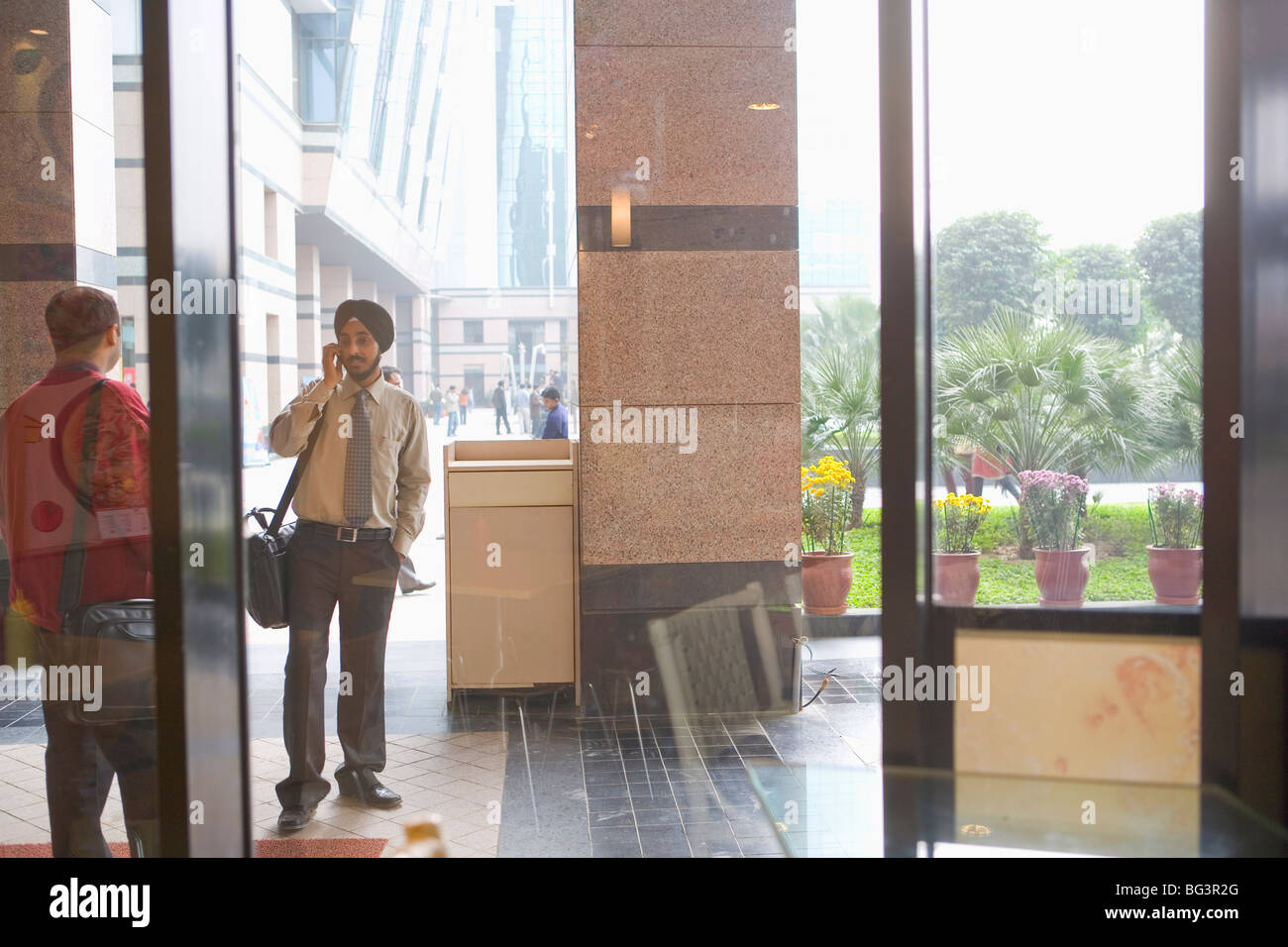 Mitarbeiter in der Pausenzeit, Tech center 50km von Delhi in Gurgaon, Haryana Zustand, Indien, Asien Stockfoto