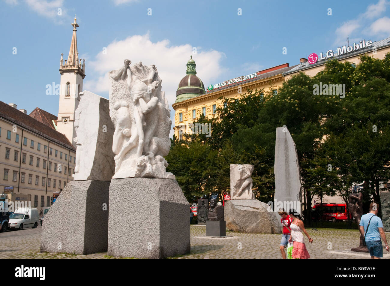 Mahnmal Gegen Krieg Und Faschismus von Alfred Hrdlicka, Wien, Österreich | Kenotaph, Albertina, Wien, Österreich Stockfoto