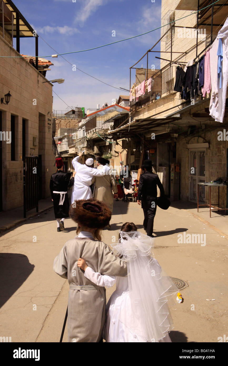 Israel, Jerusalem, Purim in Mea Shearim Nachbarschaft Stockfoto