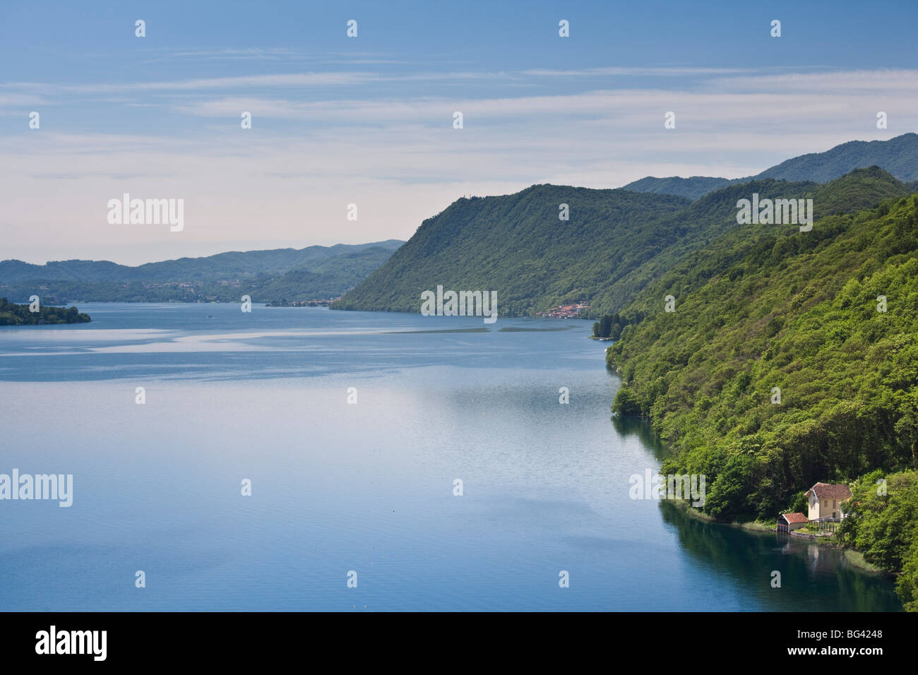 Lake orta -Fotos und -Bildmaterial in hoher Auflösung – Alamy