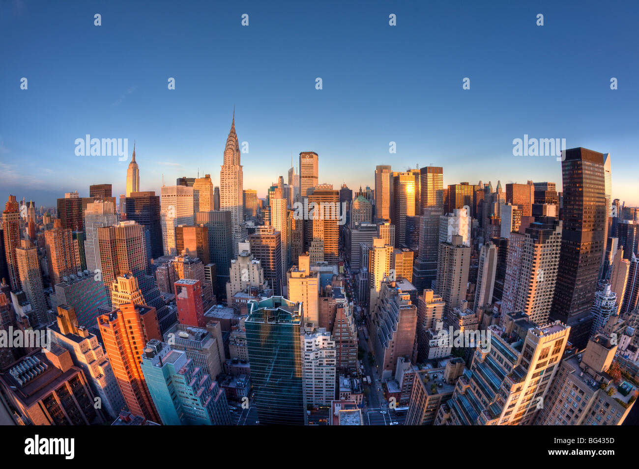 Chrysler Building & Skyline von Midtown Manhattan, New York City, USA Stockfoto