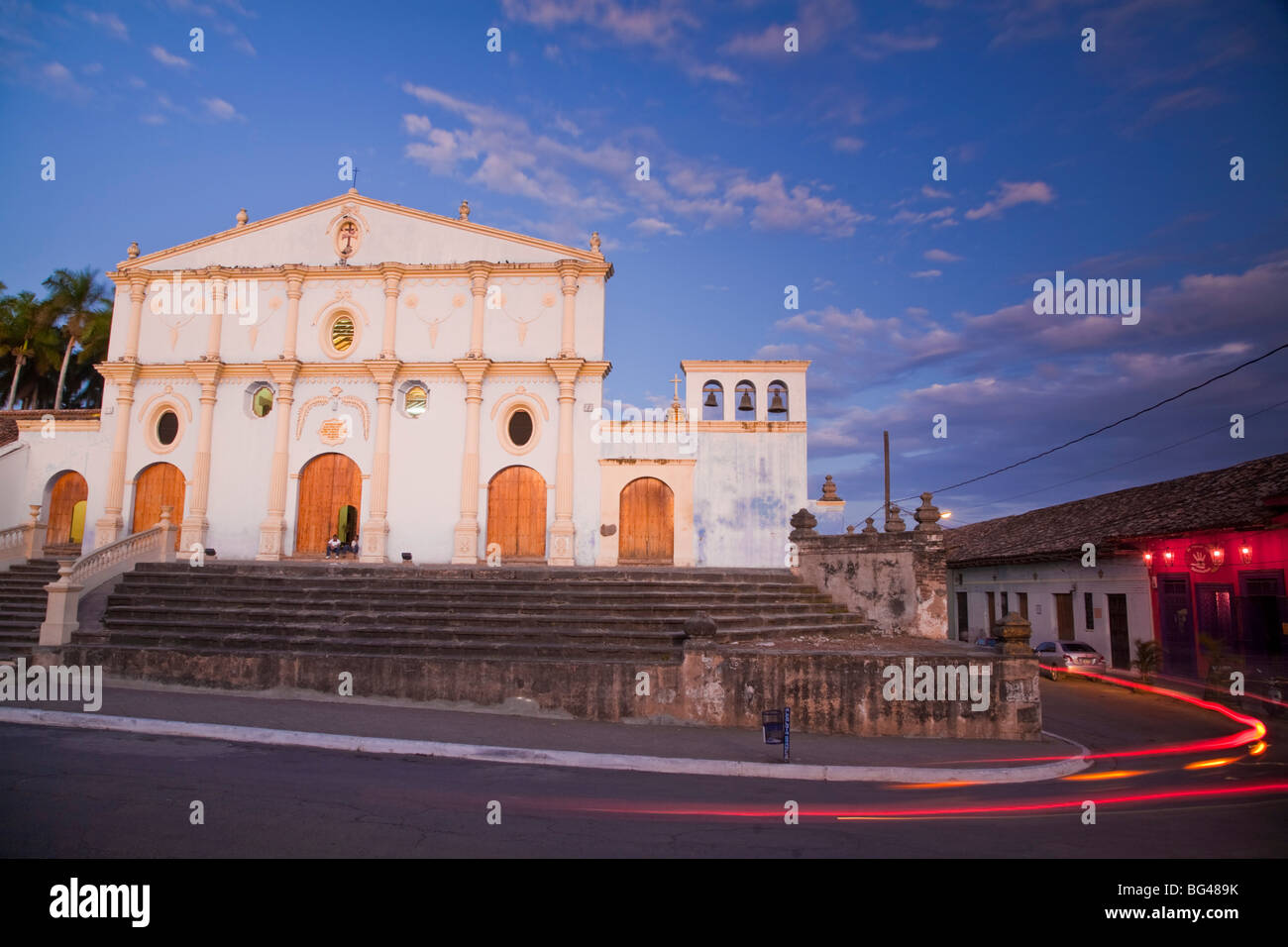 Nicaragua, Granada, Convento Y Museo San Franciso - die älteste Kirche in Mittelamerika Stockfoto Nicaragua, Granada, Convento Y Museo San Franciso - die älteste Kirche in Mittelamerika Stockfoto