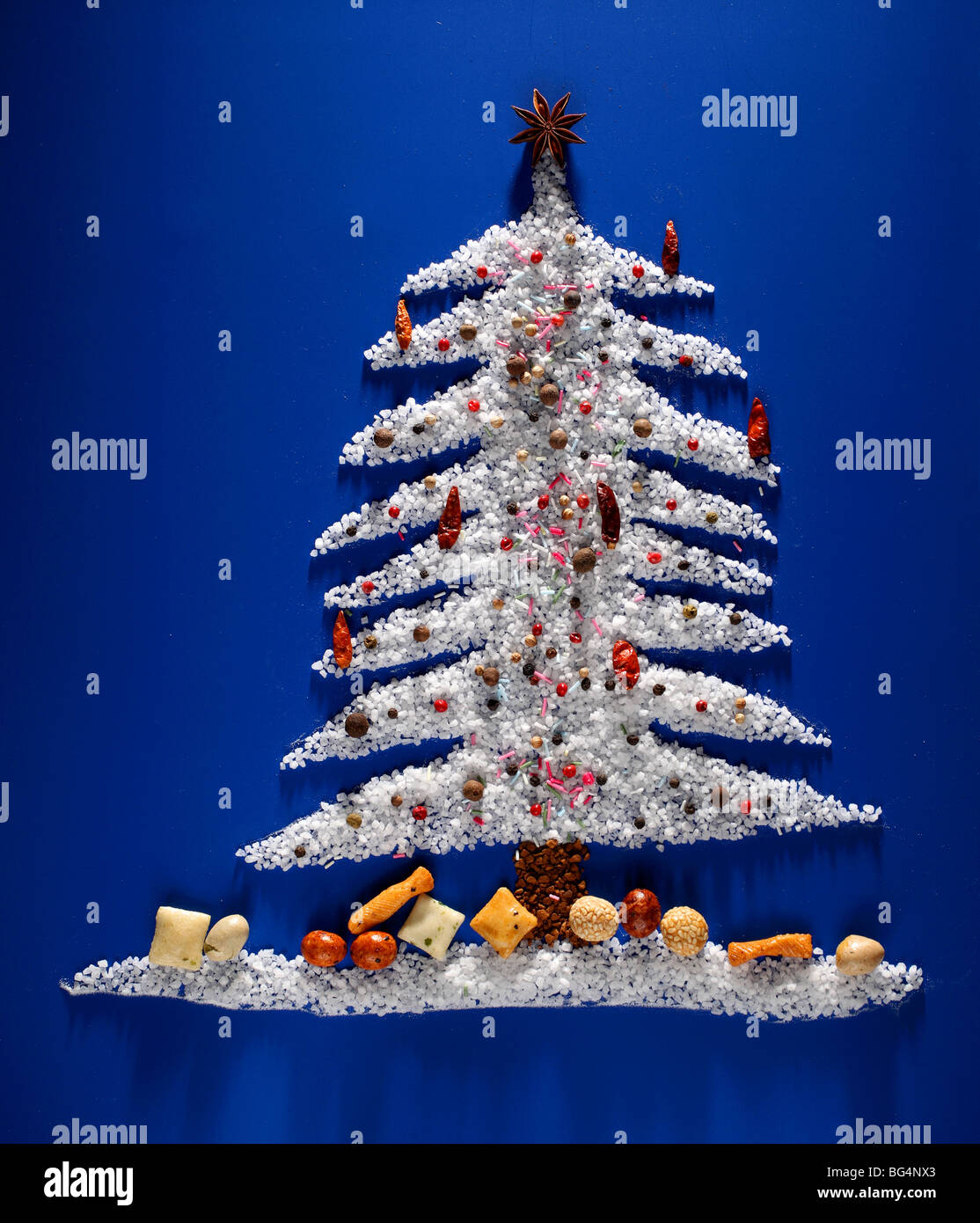 Essen würzigen Weihnachtsbaum Pfeffer Salz essen Essen Mahlzeit Menü lecker lecker zuckerhaltigen Süßigkeiten Bonbon Zucker wenig Futter füttern Stockfoto
