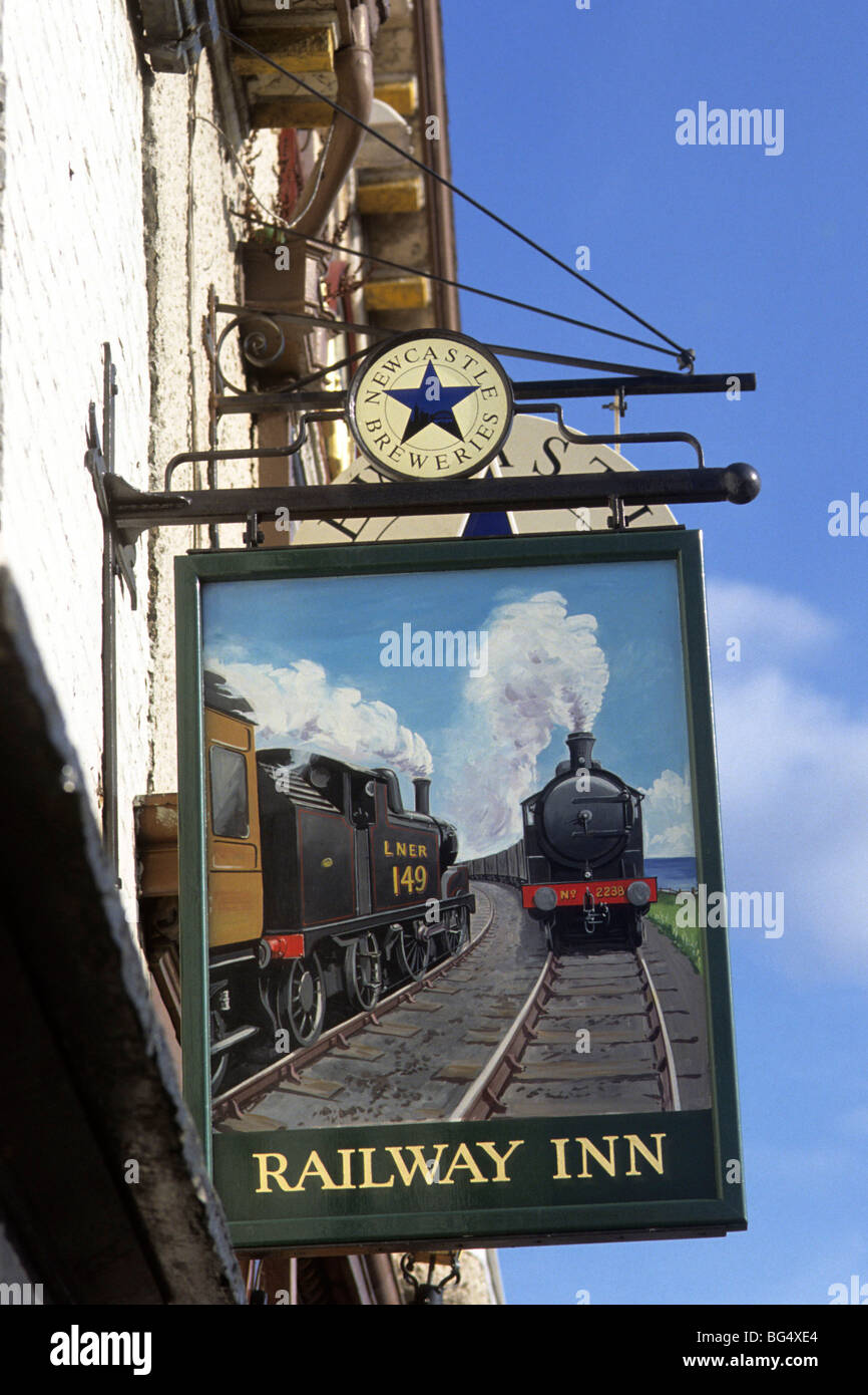 Klassischen Pub Schild nahe Morpeth im Nordosten Englands. Stockfoto