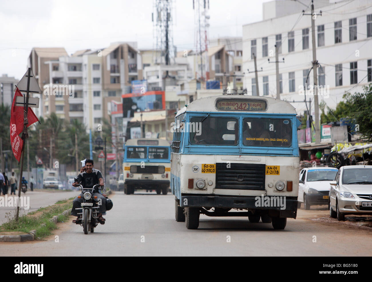 Straße Landschaft in Bangalore, Indien Stockfoto