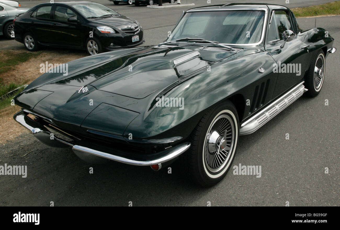 Zweite Generation 1965 Corvette Sting Ray Kraftstoff eingespritzte Roadster Stockfoto