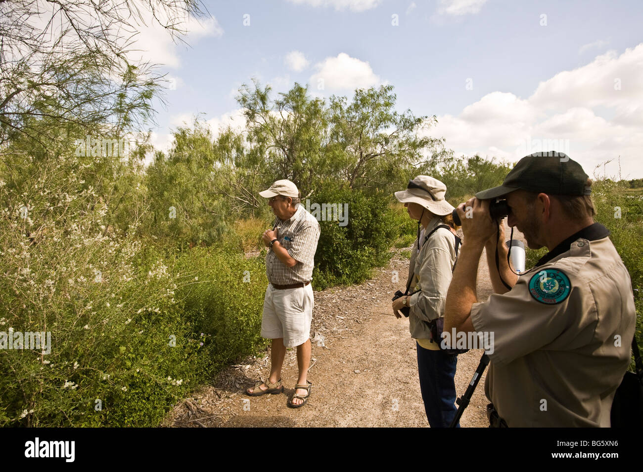 Besucher betreten Estero Llano Grande State Parks begrüßt von einem wörtlichen Schwarm Schmetterlinge und Libellen in der Nähe von Weslaco Texas Stockfoto