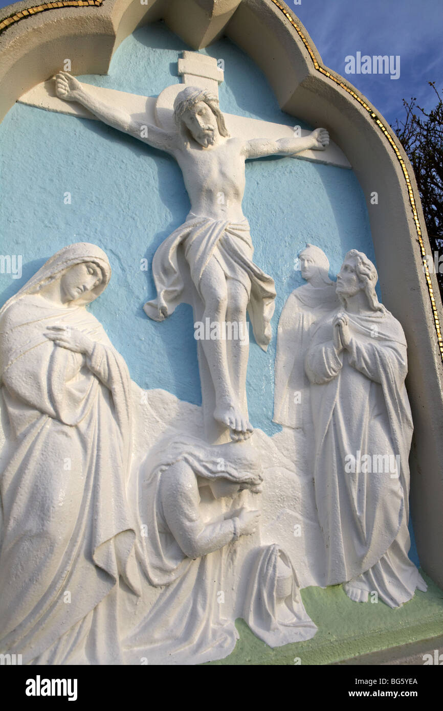 Jesus stirbt am Kreuz 12. Station des Kreuzweges am knock Irland Marienwallfahrtsort county Mayo Stockfoto