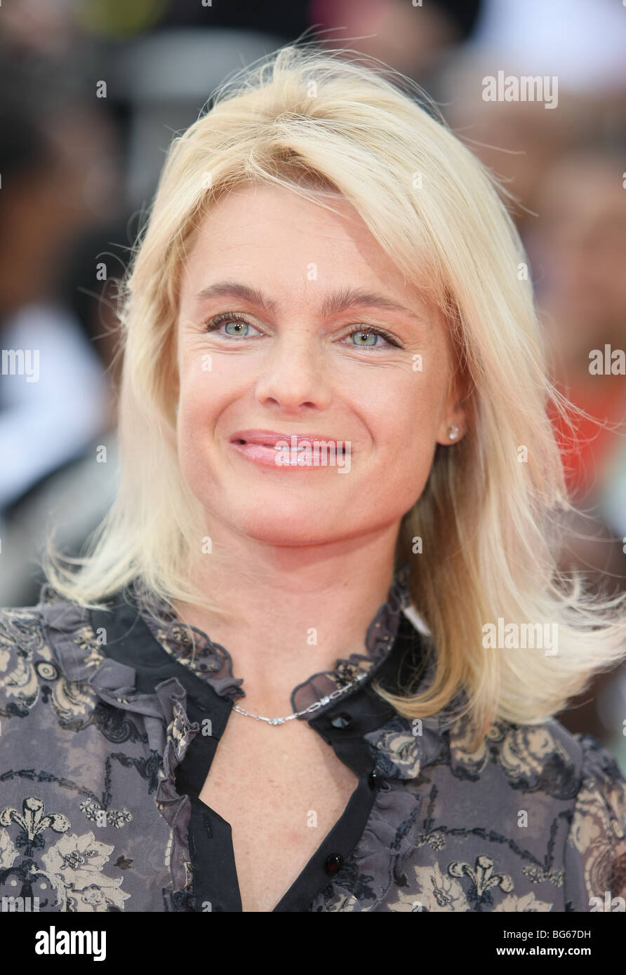 ERIKA ELENIAK Michaels JACKSON-Dies ist es PREMIERE DOWNTOWN LOS