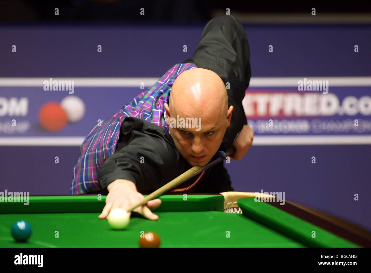 MARK KING WORLD SNOOKER CHAMPIONSHIP der Tiegel SHEFFIELD ENGLAND 18. April 2009 Stockfoto