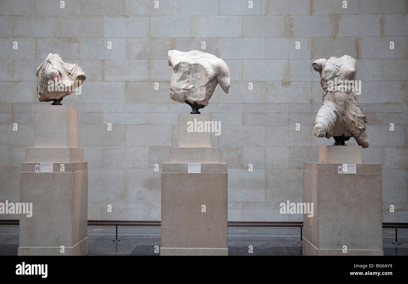 Das British Museum, London. Parthenon-Skulpturen. Diese Fragmente sind bekannt als die Elgin Marbles. Stockfoto