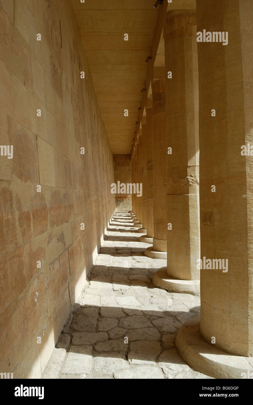 Hatschepsut Totentempel in Deir el-Bahri Stockfoto