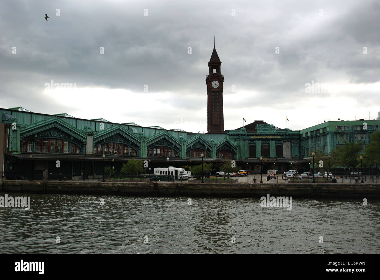 Ein stürmischer Tag in Lackawanna Rail Road Station in Hoboken, NJ Stockfoto